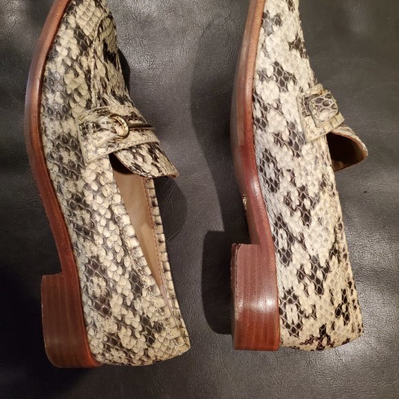 Womens Flat Shoes by Vince Camuto/Vero Cuoio - Size 6 - Picture 5 of 5